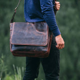 Kodiak Leather | Kasilof Messenger 16″ (Dark Walnut)