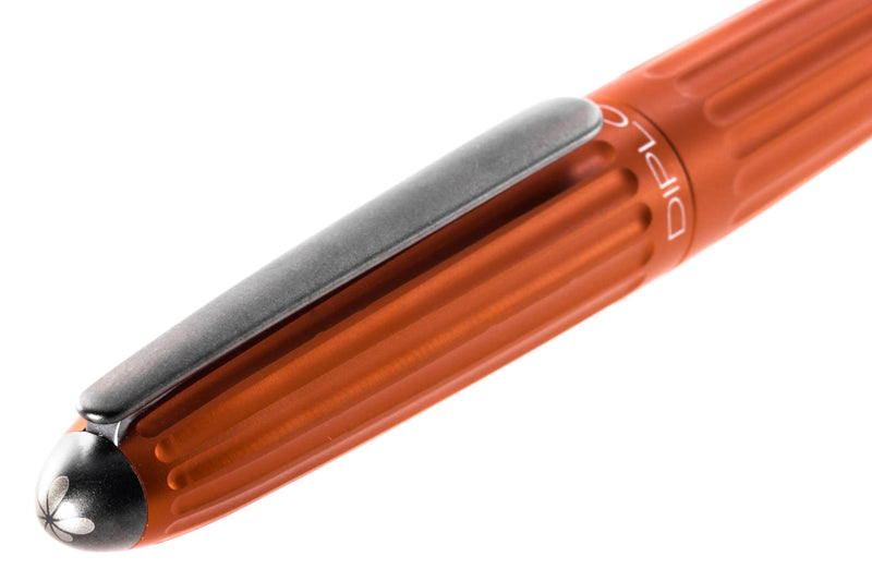 Diplomat | Aero Fountain Pen Orange, Fine