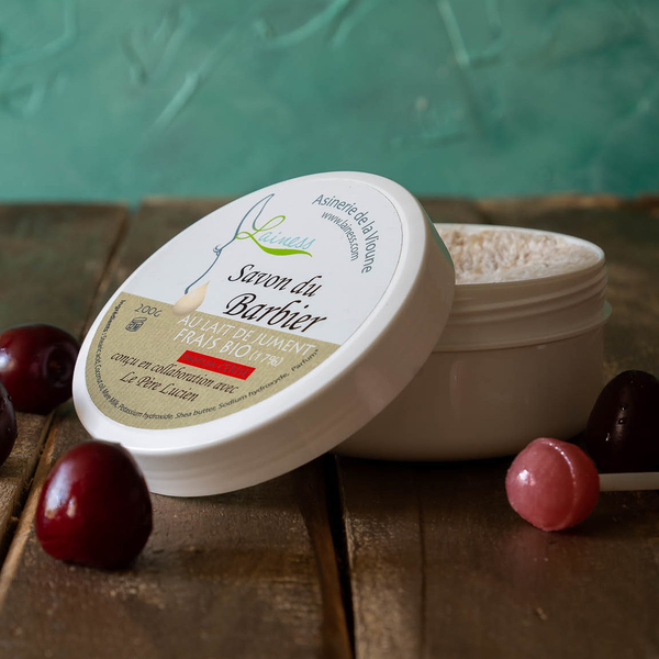 Le Père Lucien | Barber’s Soap Lainess Cherry 200g