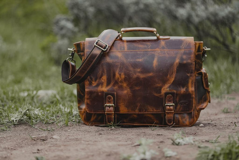 Kodiak Leather | Sitka Leather Messenger (Antique Brown)